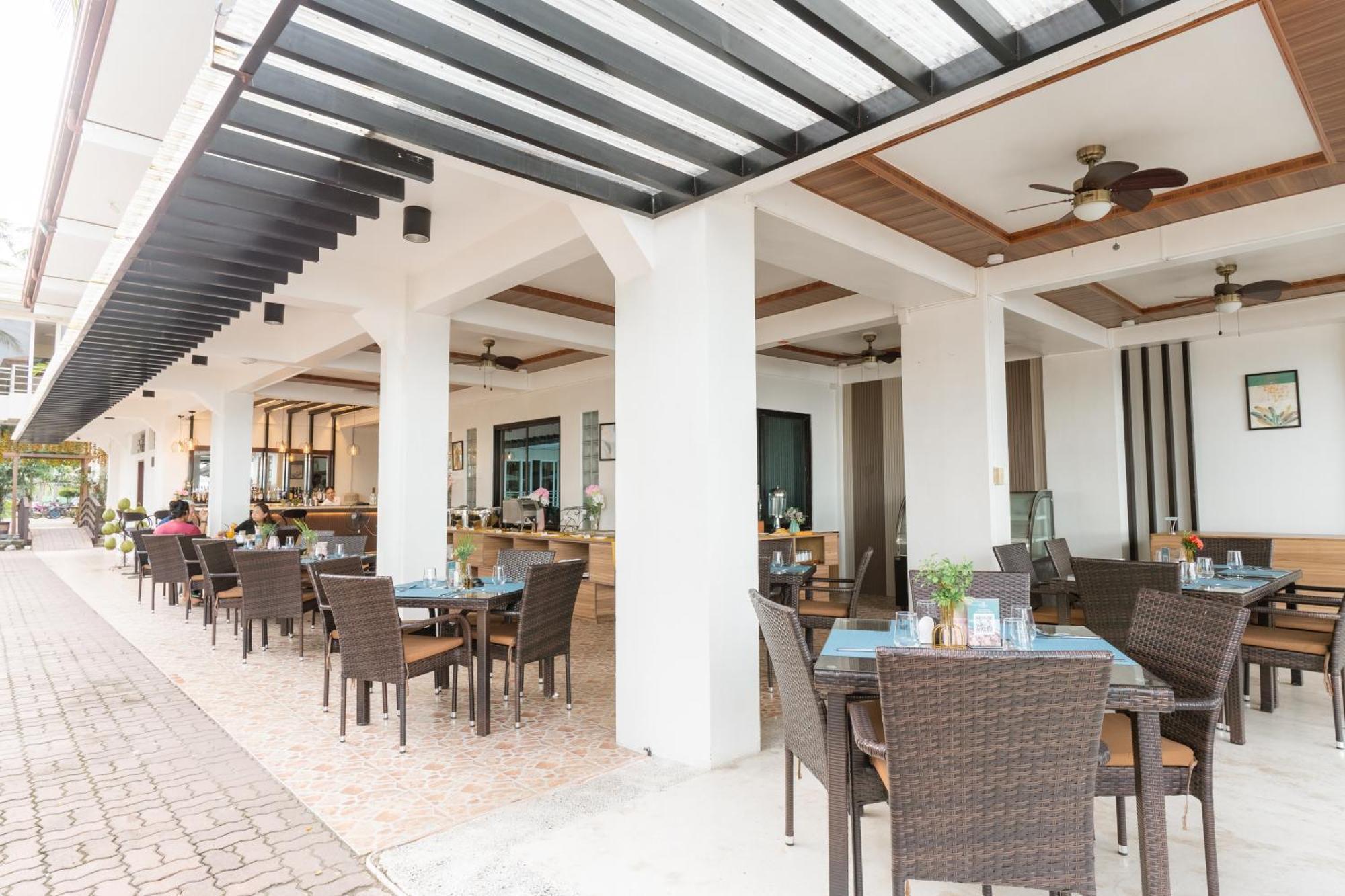Costa Palawan Resort Puerto Princesa Exteriér fotografie